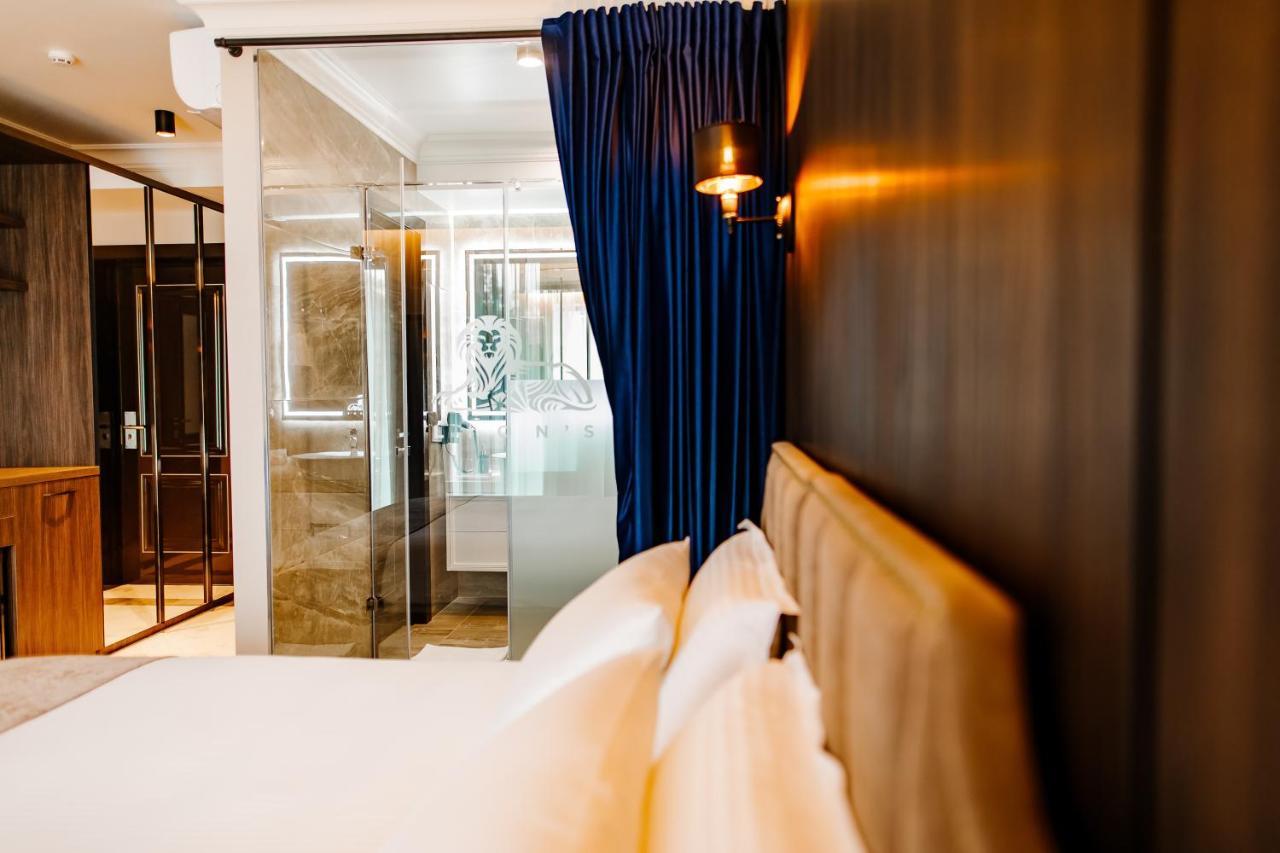 Lion'S Hotel 키시나우 외부 사진